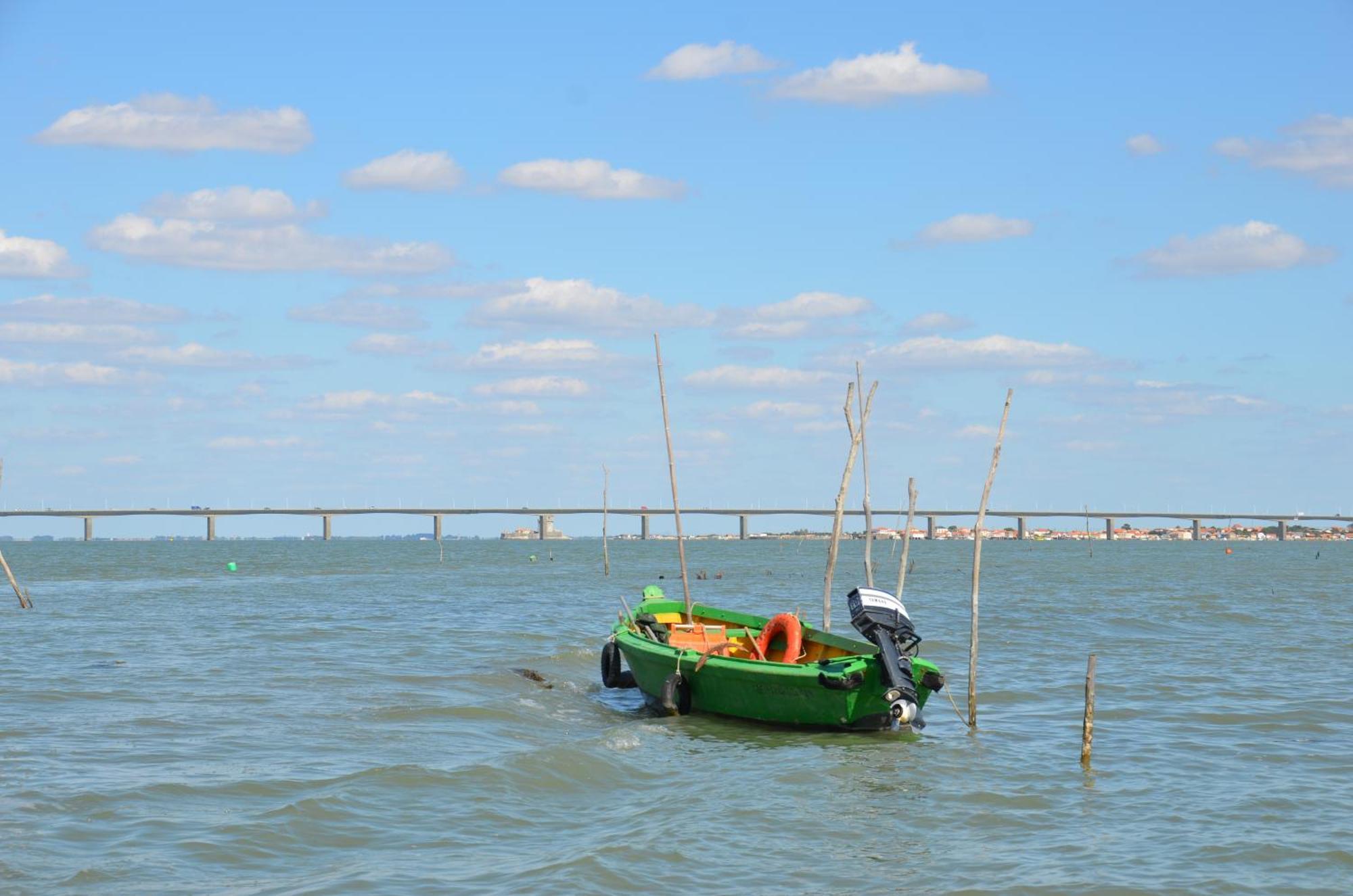 Hotel Et Spa Les Cleunes Oleron แซ็ง-โทรจง-เลส์-แบ็งส์ ภายนอก รูปภาพ